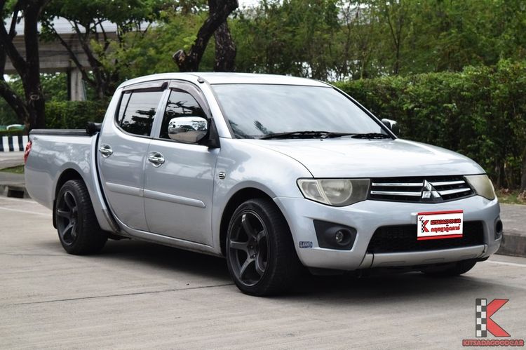 รถ Mitsubishi Triton 2.5 GLX สี บรอนซ์เงิน