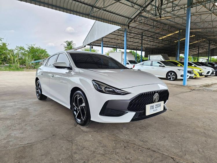 MG MG5 2022 1.5 X Sedan เบนซิน ไม่ติดแก๊ส เกียร์อัตโนมัติ ขาว รูปที่ 2