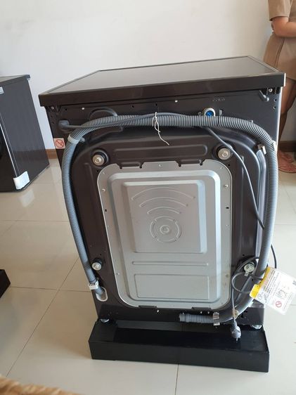 เครื่องซักผ้าฝาหน้า LG FV1450S2B  10.5 KG. รูปที่ 6