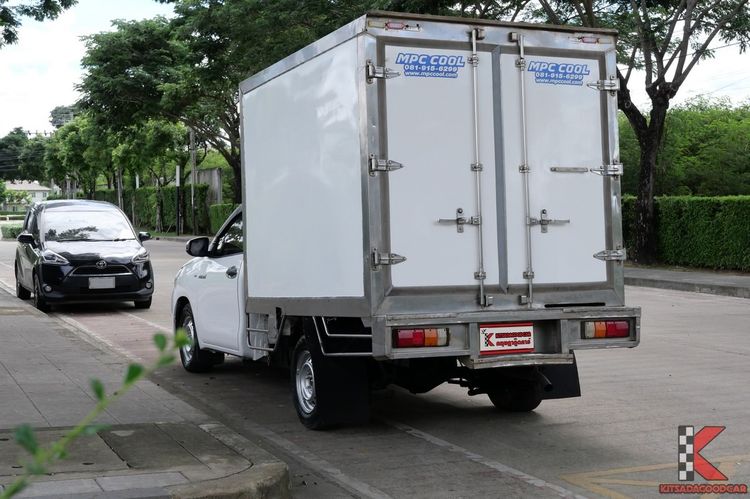 Toyota Hilux Revo 2018 2.4 J Plus Pickup ดีเซล ไม่ติดแก๊ส เกียร์ธรรมดา ขาว รูปที่ 3