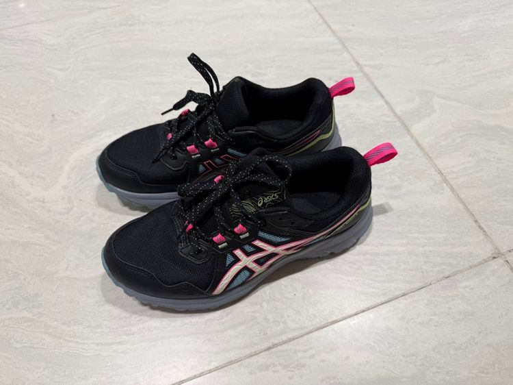 รองเท้า ASICS