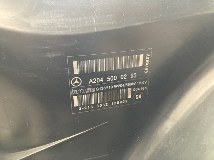 Benz W212 ของแท้ มือสอง พัดลมไฟฟ้า หม้อน้ำ รังผึ้งแอร์ คานหน้า โครงกันชนหน้า airbag sensor รูปที่ 6