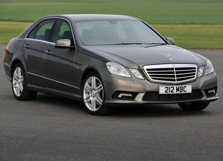 Benz W212 ของแท้ มือสอง พัดลมไฟฟ้า หม้อน้ำ รังผึ้งแอร์ คานหน้า โครงกันชนหน้า airbag sensor รูปที่ 18