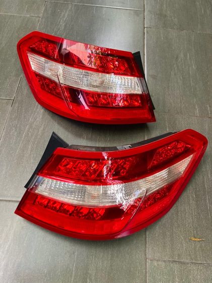 ไฟหน้า ไฟท้าย ไฟเบรก Benz W212 ของแท้ มือสอง E250 E300 E200 Parking sensor รูปที่ 4