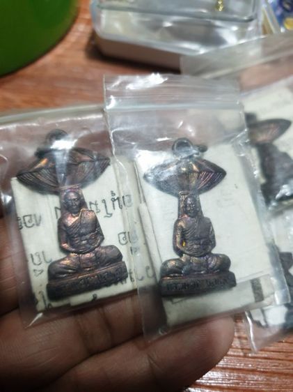 เหรียญธุดงค์(ปักกลด)หลวงพ่อภาวนาพุทโธ วัดสามพราน จ.นครปฐม
ปี 34 ปี 31 เหมาไป 7 เหรียญ รับประกันพระแท้พระสวยทุกองค์ตามภาพ รูปที่ 7