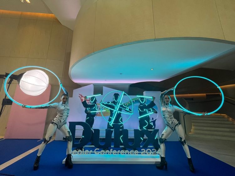 รับงานแสดงโชว์ LED  คุมด้วยระบบซิงก์กับเพลงพร้อมกับอุปกรณ์สุดอลัง รูปที่ 6