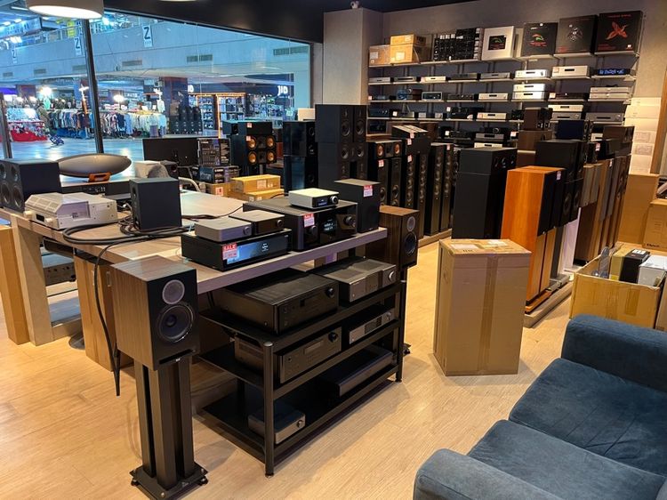 ELAC DBR-62 มือ1 รูปตัวอย่างถ่ายจากตัวโชว์ ตัวที่ขายเป็นของใหม่ ในกล่องไม่เคยแกะครับ พร้อมใบประกัน1ปี ร้านปิยะนัส สีดำลายไม้สวยๆ รูปที่ 17