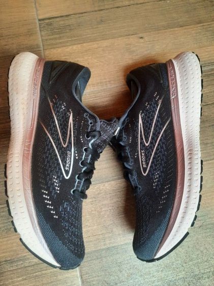 รองเท้าวิ่ง BROOKS GLYCERIN 19แท้มือสอง รูปที่ 3