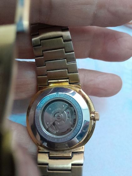 นาฬิกาชายRhythm 2กษัตริย์ สภาพดีเดินปกติ เจ้าของซื้อมา5พันกว่า รูปที่ 2