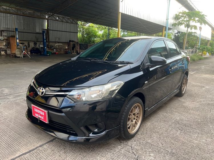 รถ Toyota Vios 1.5 E สี ดำ