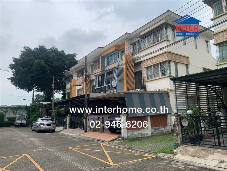 ทาวน์โฮม 3 ชั้น 21.4 ตร.ว. หมู่บ้านทาวน์พลัส ลาดพร้าว 101 ซอยโพธิ์แก้ว2 ถนนลาดพร้าว ถนนโพธิ์แก้ว ถนนนวมินทร์ เขตบางกะปิ กรุงเทพมหานคร
