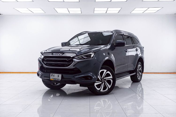 รถ Isuzu MU-X 3.0 Ultimate AT 2WD สี เทา