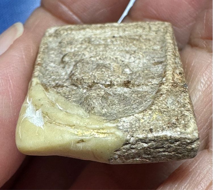 🙏พระสมเด็จพิมพ์ใหญ่ เนื้อเก่ามีมวลสาร ซ่อมเดิม รูปที่ 8