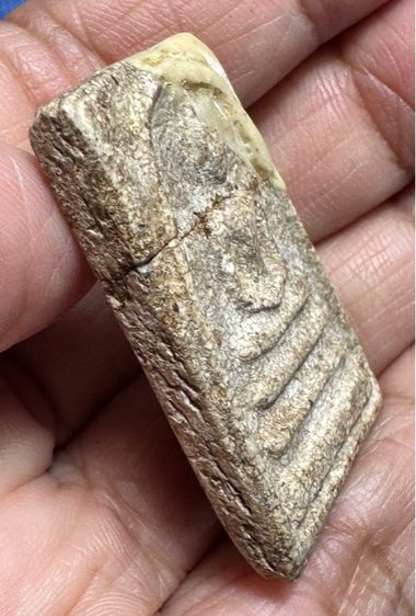 🙏พระสมเด็จพิมพ์ใหญ่ เนื้อเก่ามีมวลสาร ซ่อมเดิม รูปที่ 3