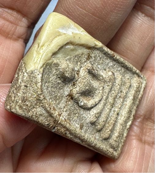 🙏พระสมเด็จพิมพ์ใหญ่ เนื้อเก่ามีมวลสาร ซ่อมเดิม รูปที่ 5