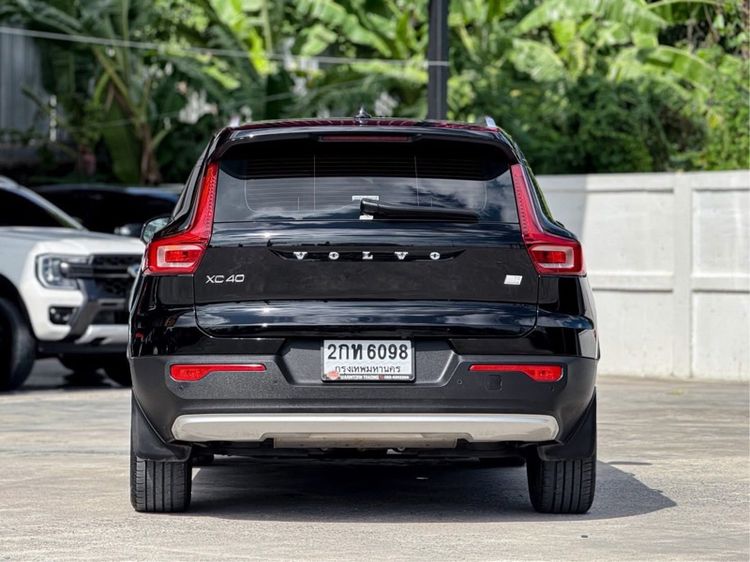 Volvo XC40 2021 Recharge 1.5 T5 Inscription Utility-car ไฮบริด ไม่ติดแก๊ส เกียร์อัตโนมัติ ดำ รูปที่ 4