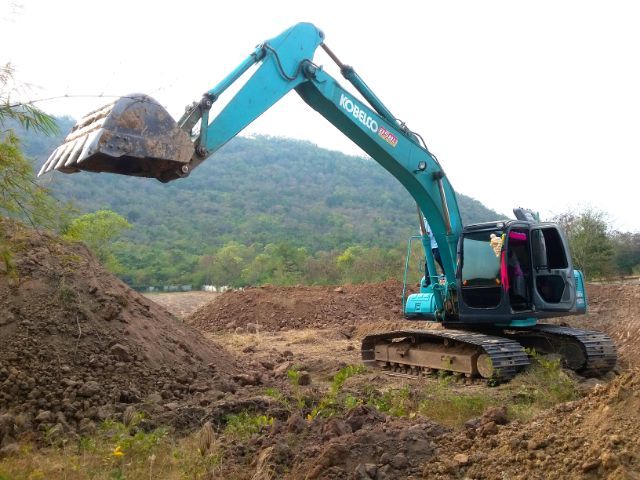 รับถมที่ ขุดบ่อ วางท่อ  รูปที่ 3