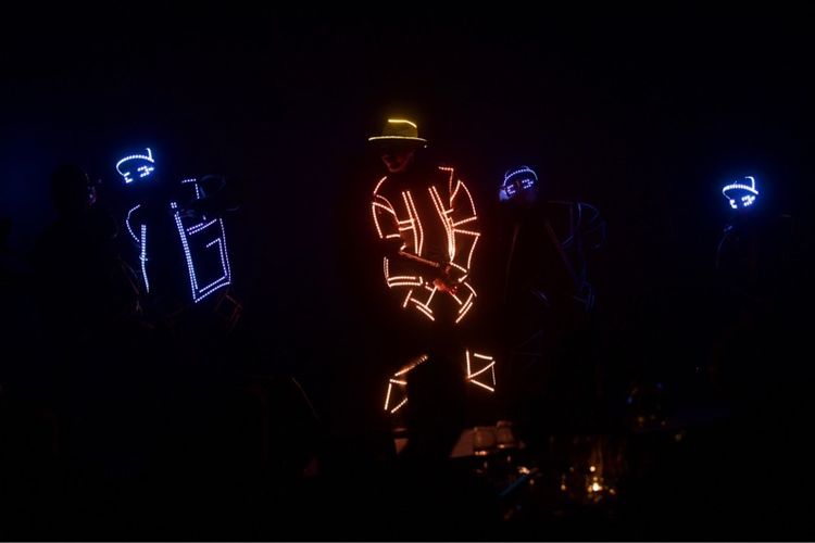 รับแสดงโชว์ neon hiphop ปารตี้ รูปที่ 9