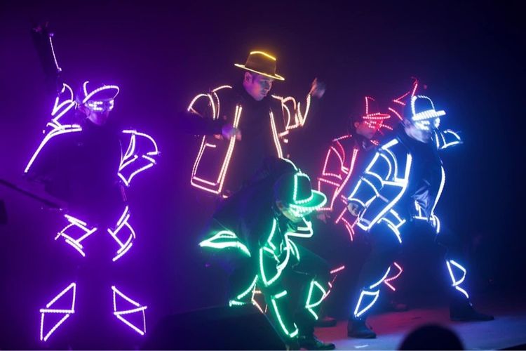 รับแสดงโชว์ neon hiphop ปารตี้ รูปที่ 2