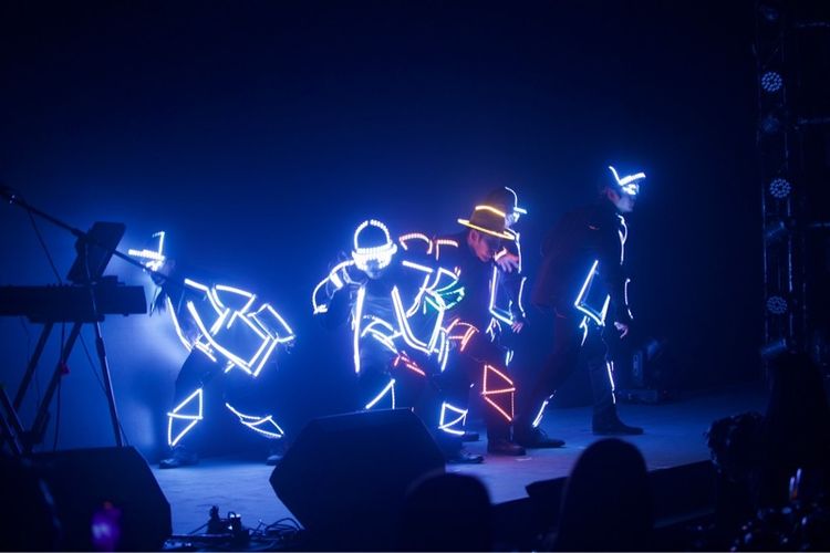 รับแสดงโชว์ neon hiphop ปารตี้ รูปที่ 7