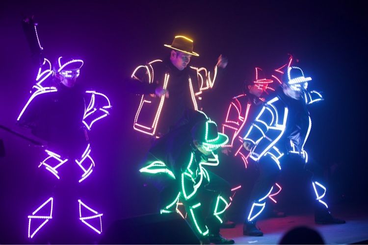 รับแสดงโชว์ neon hiphop ปารตี้ รูปที่ 12