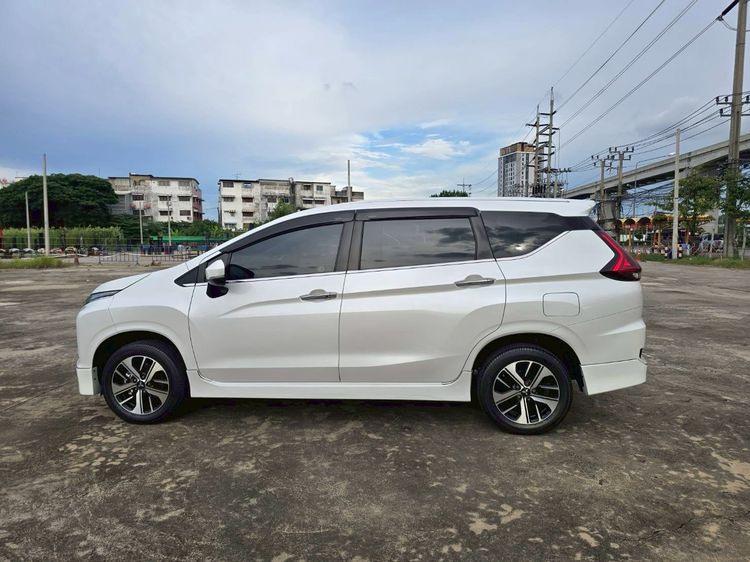 Mitsubishi Xpander 2019 1.5 GT Utility-car เบนซิน ไม่ติดแก๊ส เกียร์อัตโนมัติ ขาว รูปที่ 4