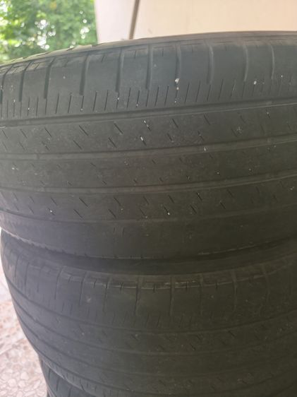 ขายยางรถยนต์บริดสโตน มือสอง 215 60 17 ปี 2023 ขายตามสภาพดังรูป มีปะสตรีม1เส้น นัดรับได้ที่ลาดพร้าว 101 กทม. รูปที่ 7