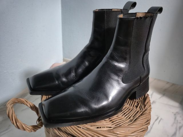 หนังแท้ อื่นๆ รองเท้าบู๊ท ขนาดอื่น ๆ ขาย chelsea boots brad studio สีดำงานเเบรนด์เเท้ ส่งฟรี