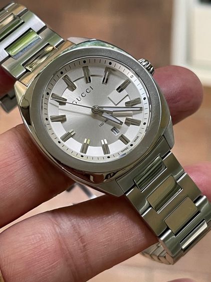 GUCCI GG2570 37 mm Silver Dial Quartz Men’s Watch Swiss Watch YA142402 รูปที่ 10