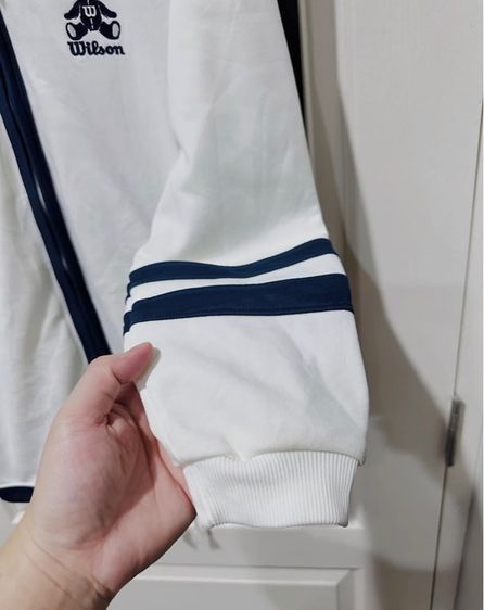 เสื้อวอร์มสีจาว แบรนด์ wilson รูปที่ 3