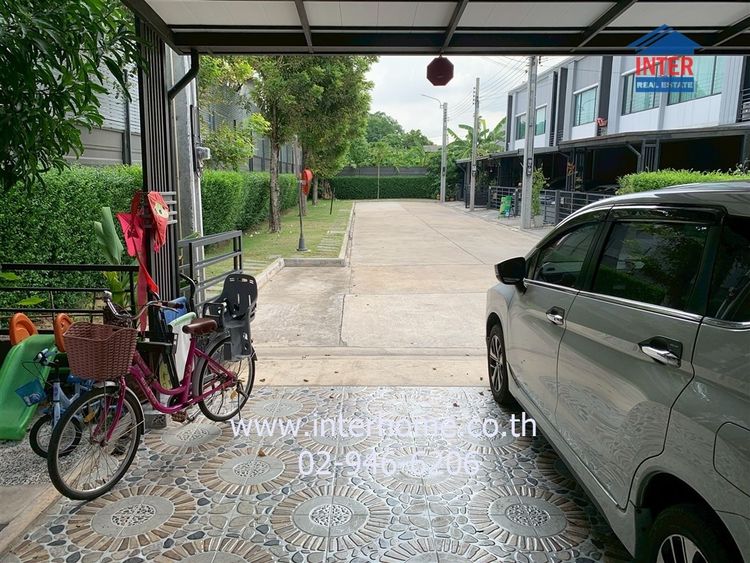 มีบางส่วน ทาวน์โฮม 2 ชั้น 25.5 ตร.ว หมู่บ้านพลีโน่ ลาดพร้าว-เสรีไทย ซอยเสรีไทย38 ถนนกาญจนาภิเษก ถนนเสรีไทย เขตคันนายาว กรุงเทพมหานคร รูปที่ 4