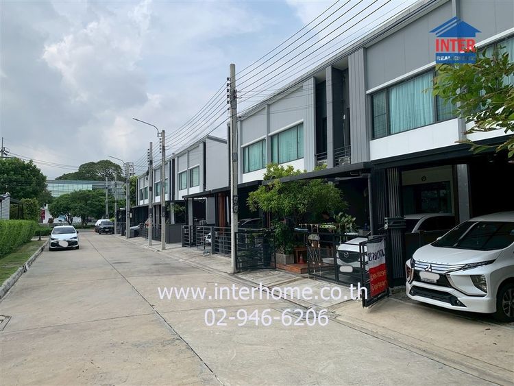 มีบางส่วน ทาวน์โฮม 2 ชั้น 25.5 ตร.ว หมู่บ้านพลีโน่ ลาดพร้าว-เสรีไทย ซอยเสรีไทย38 ถนนกาญจนาภิเษก ถนนเสรีไทย เขตคันนายาว กรุงเทพมหานคร รูปที่ 3