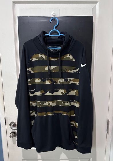 เสื้อสเวิ๊ตเตอร์(ฮู้ด)ลายคาโม่สีดำ แบรนด์ Nike