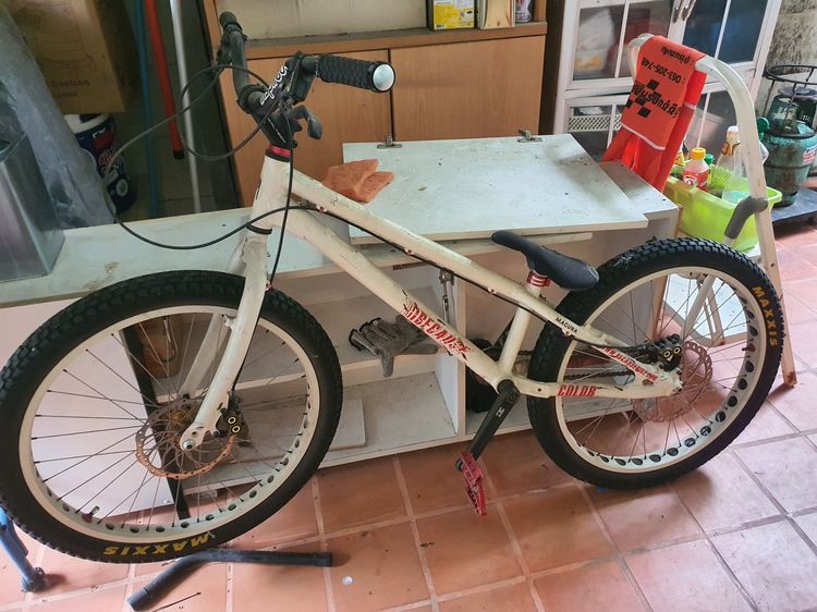 จักรยานกระโดด street trial