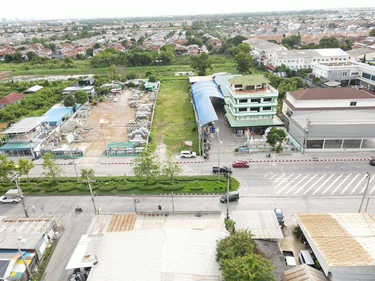 ไม่ใช่ ที่ดินติดถนนหทัยราษฏร์ รูปที่ 2