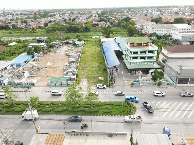 ไม่ใช่ ที่ดินติดถนนหทัยราษฏร์ รูปที่ 3