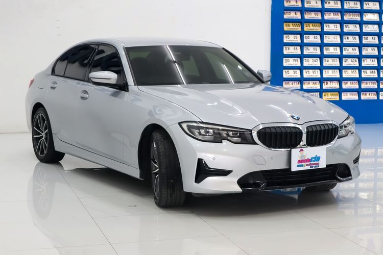 BMW Series 3 2019 320d Sedan ดีเซล ไม่ติดแก๊ส เกียร์อัตโนมัติ เทา รูปที่ 3