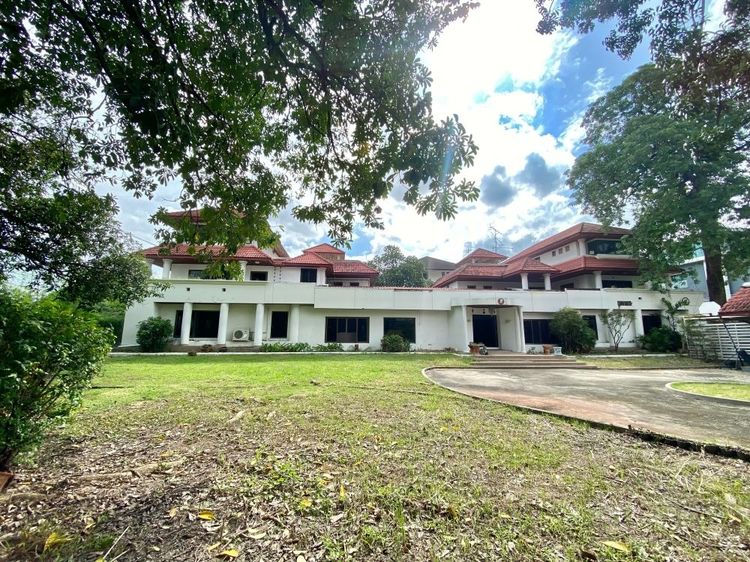 ขายที่ดินพร้อมสิ่งปลูกสร้าง แปลงสวย ขนาด 469 ตรว. ทำเลทองใจกลางเมือง ใกล้พระราม9 ติดถนนศรีวรา-ทาวน์อินทาวน์ รูปที่ 2