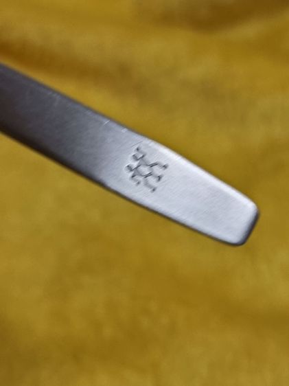 แหนบ Swilling แหนบคนคู่ในตำนาน ไม่เคยใช้งาน ถอนขนคิ้ว ดึงหนวด ถอนผมหงอก แหนบดึงขนคิ้วคุณภาพสูง ส่งต่อ 500 ครับ รูปที่ 3