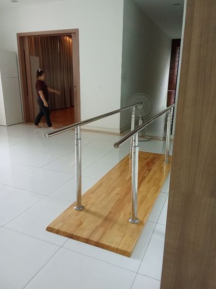 ราวฝึกเดินกายภาพบำบัด รูปที่ 12