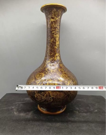 แจกันลงลายน้ำสีทองเหลืองคู่ รูปที่ 2