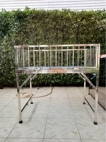 คอกสเตนเลส เหมือนใหม่