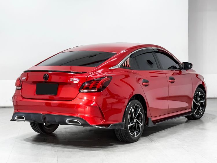 MG MG5 2022 1.5 X Sedan เบนซิน เกียร์อัตโนมัติ แดง รูปที่ 4