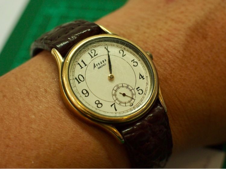 Seiko Avenue 2G28-6200R 2เข็มครึ่ง หายาก สวยเดินดี รูปที่ 9