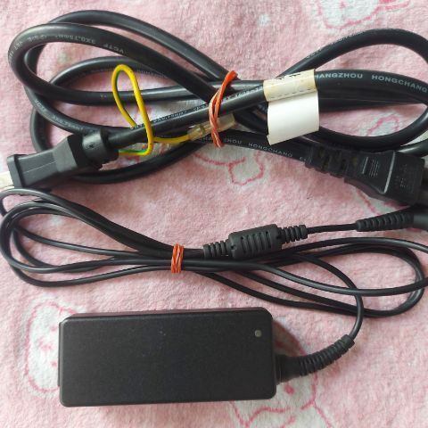 อแด็ปเตอร์จอ 27 ASUS 