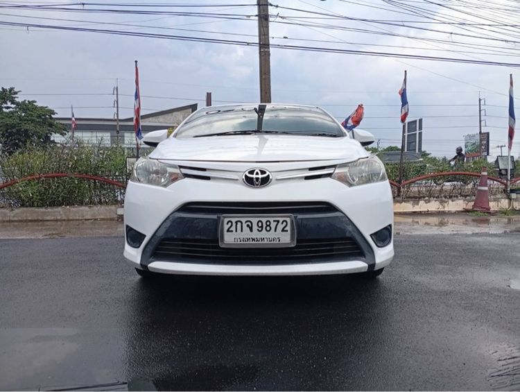 Toyota Vios 2013 1.5 J Sedan เบนซิน LPG เกียร์อัตโนมัติ ขาว รูปที่ 3