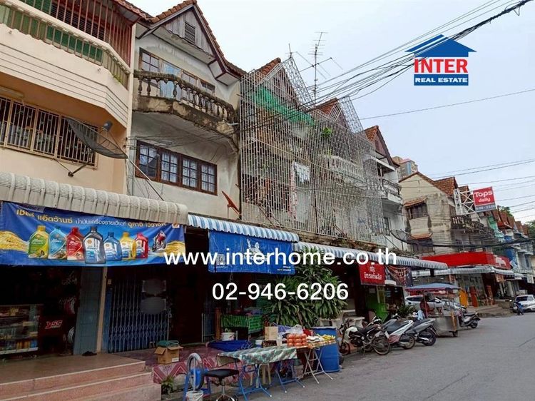 ไม่ใช่ ตึกแถว 3 ชั้น 18 ตร.ว. หมู่บ้านรุ่งเรือง ใกล้สถานีรถไฟฟ้าBTSอุดมสุข ซอยสุขุมวิท68 ถนนสรรพาวุธ ถนนซอยกุศลศิลป์ เขตพระโขนง กรุงเทพมหานคร รูปที่ 2