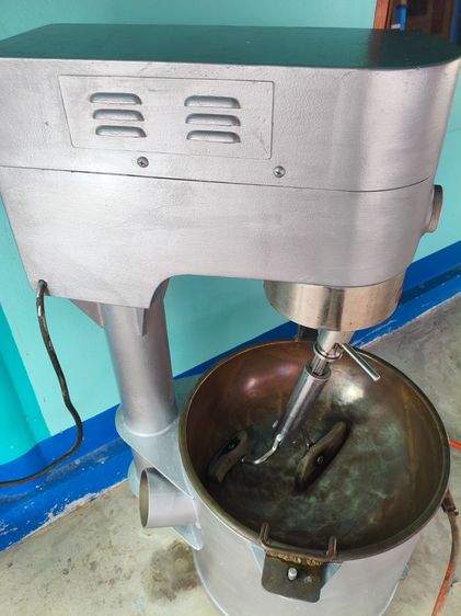 ส่งต่อเครื่องกวนไส้ ของ คิงกล้วยน้ำไทย รุ่น King 20 ปรับความเร็วได้สองเกียร์ กะทะ ทองเหลืองอย่างหนาอย่างดี 1สอบถามได้ รูปที่ 4