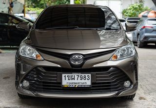 2017 TOYOTA VIOS 1.5 E เลขไมล์62,000กิโลแท้ รถบ้าน มือเดียว สภาพดีมาก ไม่เคยชน