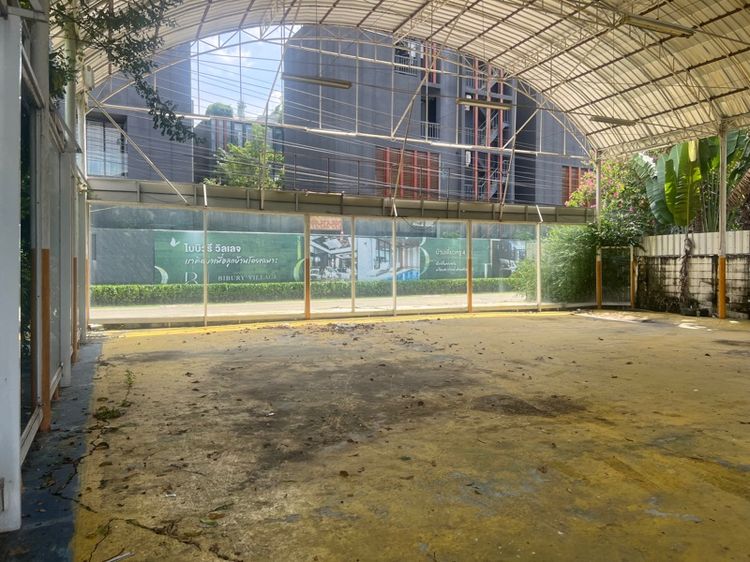 ที่ดิน100ตรว. ซอยเฉลิทพระเกียรติร.9(ซอย7)